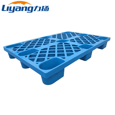 Reciclando las plataformas plásticas azules de la plataforma plástica grande 1200 x 800